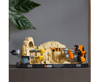 LEGO Star Wars™ 75380 Diorama: Wyścig ścigaczy w Mos Espa - 1279511 - zdjęcie 11